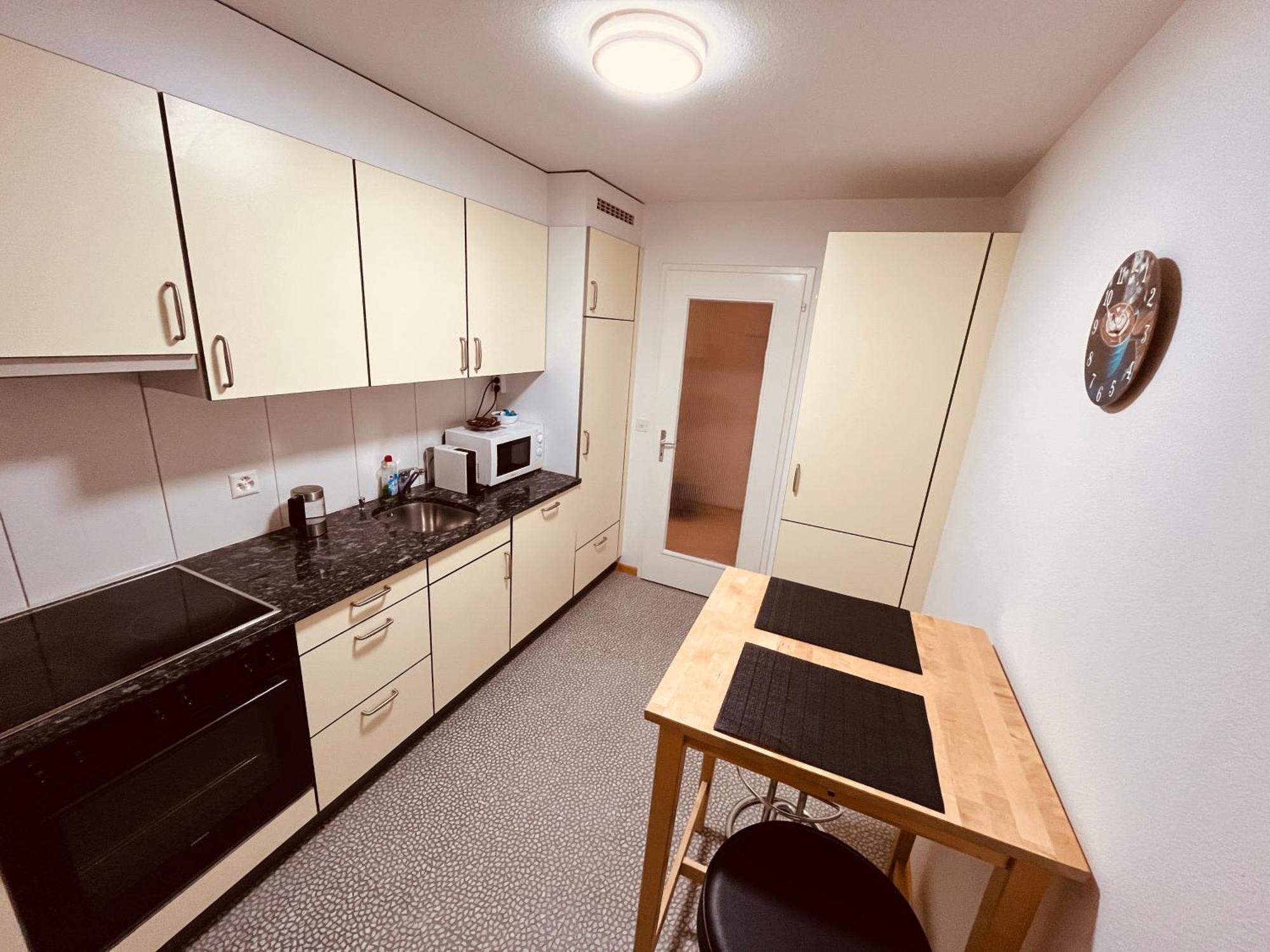 3-Room Apartment For Business Travelers & Families, Free Wifi & Tv With 70 Countries, Dazn, Sky, Netflix & Disney Wynau Buitenkant foto